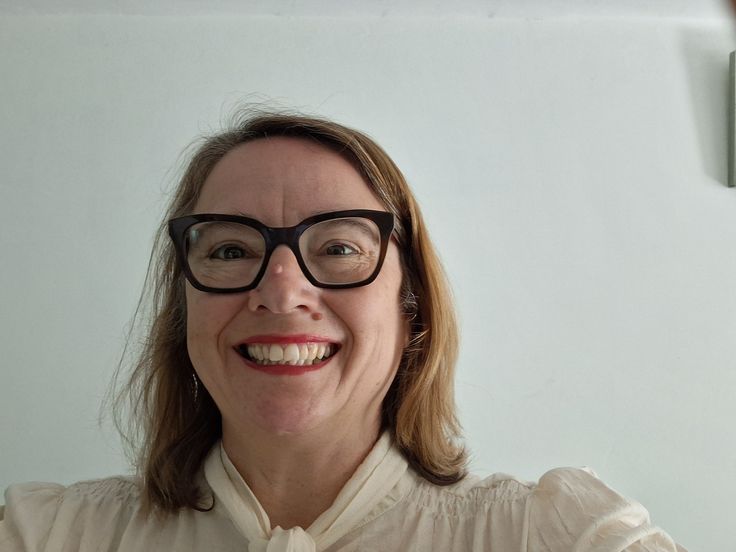 emma pomfret profile picture
